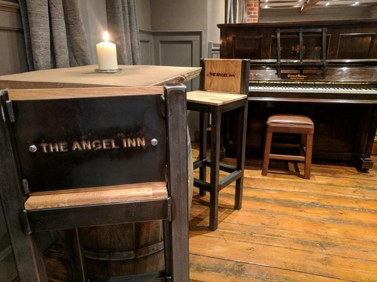 The Angel Inn Warminster Buitenkant foto